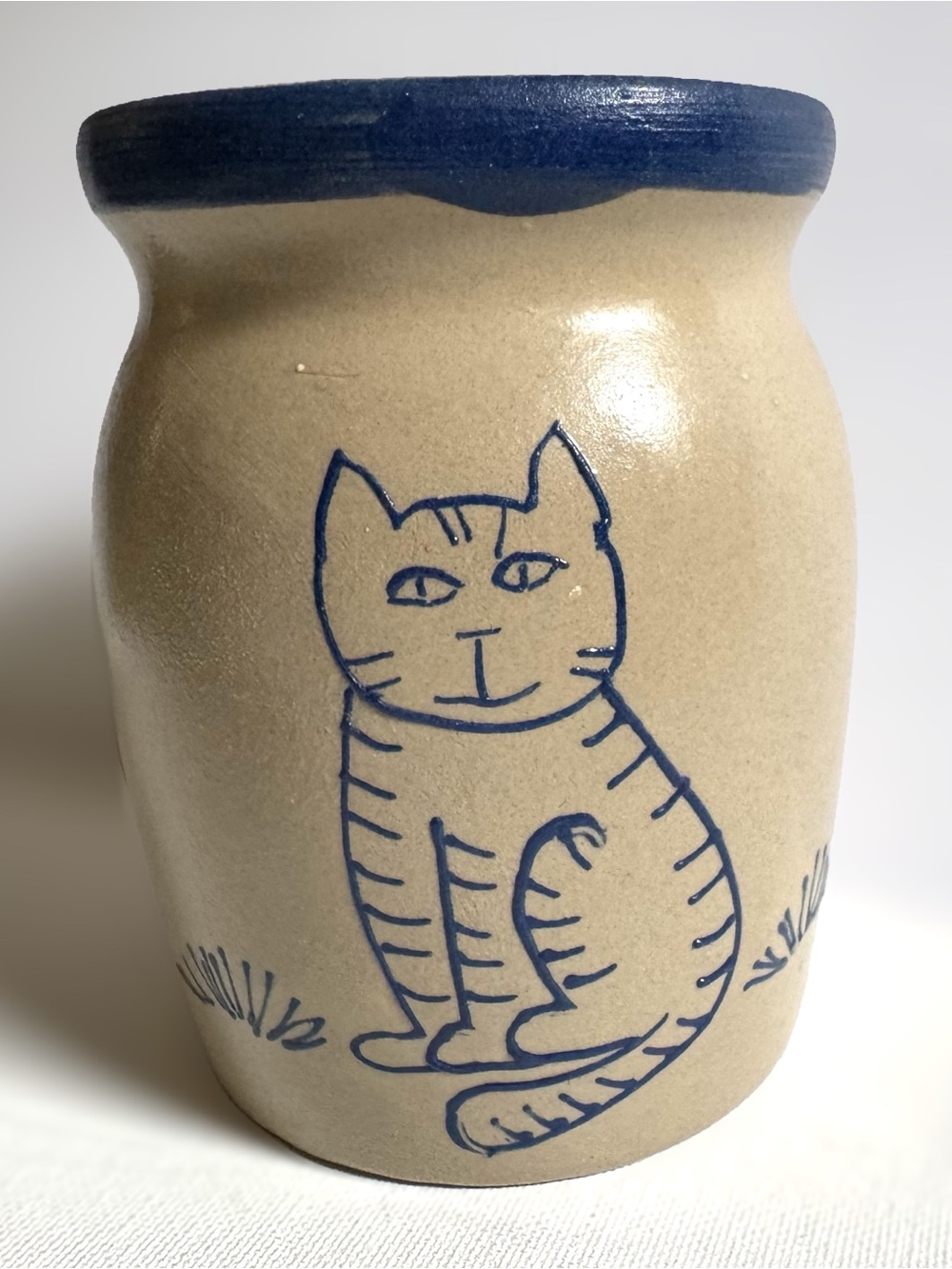 Vtg Beaumont Brothers Pottery Cat Crock Folk Art Primitive Cottagecore Signed